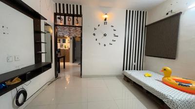 Living Room Image of 940 Sq.ft 2 BHK Apartment / Flat for sale in DTC Southern Heights, Joka Kolkata for Rs. 7000000