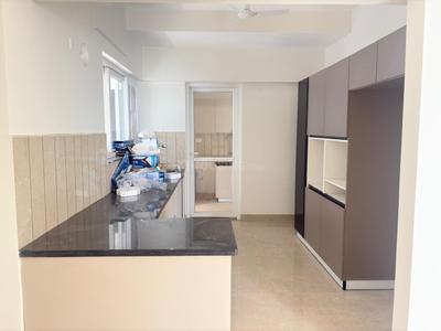 Kitchen Image of 2000 Sq.ft 3 BHK Apartment / Flat for rent in Janta Falcon View, JLPL Industrial Area Mohali for Rs. 65000