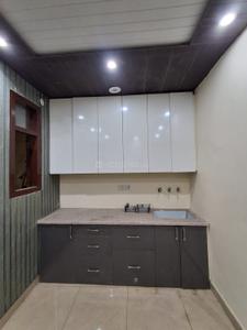 Kitchen Image of 650 Sq.ft 2 BHK Builder Floor for rent in Karkardooma New Delhi for Rs. 15000