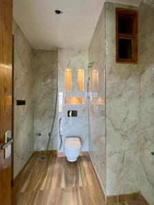 Bathroom Image of 3150 Sq.ft 3 BHK Builder Floor for sale in Sector 16 Faridabad for Rs. 40000000
