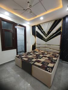 Bedroom Image of 400 Sq.ft 1 BHK Builder Floor for sale in Uttam Nagar New Delhi for Rs. 1990000