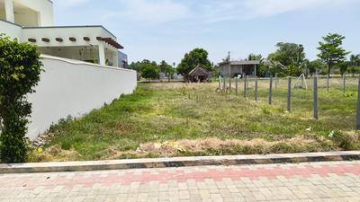 Image of 2400 Sq.ft Residential Plot / Land for sale in Red Hills, Chennai for Rs. 7200000