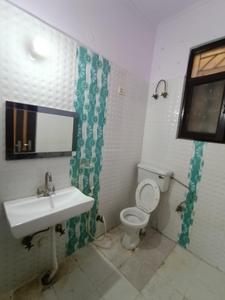 Bathroom Image of 800 Sq.ft 2 BHK Independent House for rent in Indirapuram Ghaziabad for Rs. 17500