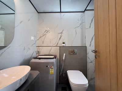 Bathroom Image of 474 Sq.ft 1 RK Apartment / Flat for sale in Dadar West Mumbai for Rs. 25100000
