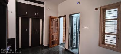 Bedroom Image of 1200 Sq.ft 2 BHK Independent House for rent in Yaraganahalli Mysore for Rs. 18000