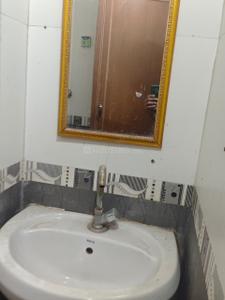 Bathroom Image of 500 Sq.ft 1 BHK Independent House for rent in Ashok Nagar New Delhi for Rs. 20000