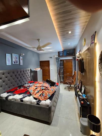 Phase 10 mohali Bedroom 1