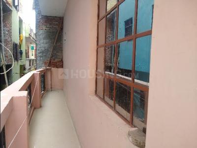 Balcony Image of 950 Sq.ft 2 BHK Builder Floor for rent in Aya Nagar New Delhi for Rs. 8500