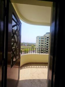 Balcony Image of 1840 Sq.ft 3 BHK Apartment / Flat for rent in Gomti Nagar Lucknow for Rs. 45000