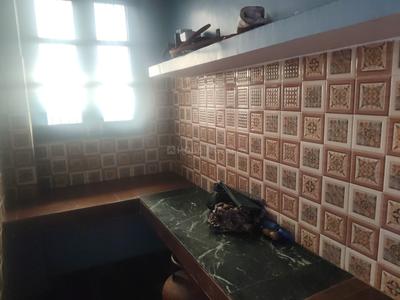 Kitchen Image of 400 Sq.ft 2 BHK Apartment / Flat for rent in Ghanahatti Shimla for Rs. 7500