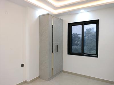 Bedroom Image of 1350 Sq.ft 4 BHK Builder Floor for sale in Deenpur New Delhi for Rs. 13500000