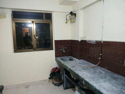 Kitchen Image of 648 Sq.ft 1 BHK Apartment / Flat for sale in Nagpada Mumbai for Rs. 16000000
