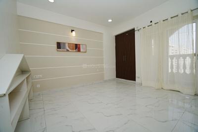 Bedroom Image of 1970 Sq.ft 3 BHK Apartment / Flat for sale in Purvanchal Royal City Phase 2, Chi V Greater Noida for Rs. 20900000