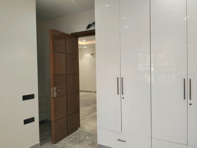 Bedroom Image of 1600 Sq.ft 3 BHK Builder Floor for rent in Pitampura New Delhi for Rs. 80000