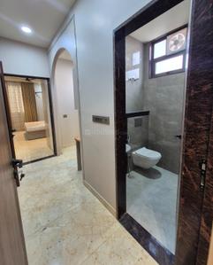 Bathroom Image of 2000 Sq.ft 3 BHK Apartment / Flat for rent in Raja Park Jaipur for Rs. 45000