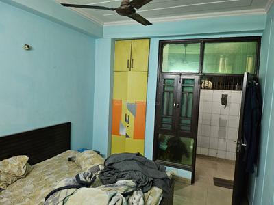 Bedroom Image of 1050 Sq.ft 2 BHK Builder Floor for sale in Kavi Nagar Ghaziabad for Rs. 8000000