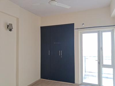Bedroom Image of 1685 Sq.ft 3 BHK Apartment / Flat for sale in DLF Capital Greens Phase 1 And 2, Karampura New Delhi for Rs. 29000000