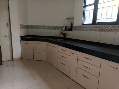 Kitchen Image of 980 Sq.ft 2 BHK Apartment / Flat for sale in Daffodils, Magarpatta City Pune for Rs. 13000000