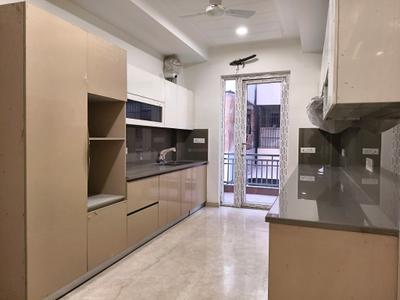 Kitchen Image of 2000 Sq.ft 3 BHK Builder Floor for sale in Mayfield Garden Gurgaon for Rs. 32000000