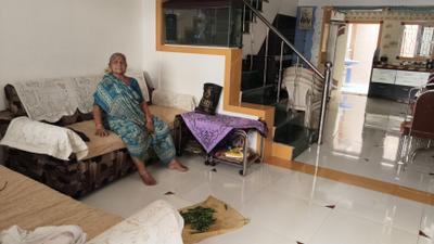 Living Room Image of 1500 Sq.ft 2 BHK Independent House for sale in Sardar Nagar Rajkot for Rs. 8000000