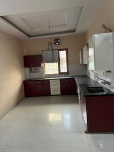 Kitchen Image of 1500 Sq.ft 2 BHK Builder Floor for rent in Laxman Chowk Dehradun for Rs. 22000