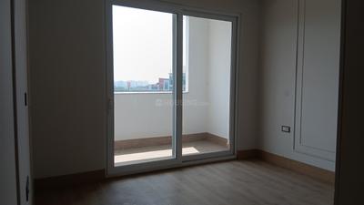 Bedroom Image of 3000 Sq.ft 4.5 BHK Builder Floor for sale in DLF The Grove, DLF Phase 5 Gurgaon for Rs. 86500000