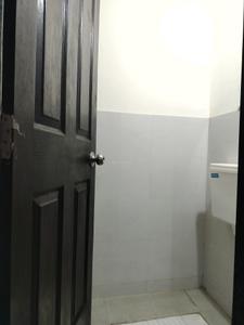 Common Bathroom Three Image of 650 Sq.ft 1 BHK Apartment / Flat for sale in Mount Brisa Phase I by Siddhant Group, Yewalewadi Pune for Rs. 3000000
