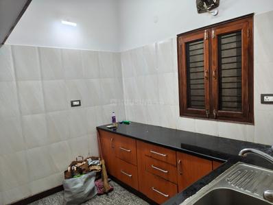 Kitchen Image of 1100 Sq.ft 2 BHK Builder Floor for rent in Indira Nagar Bengaluru for Rs. 65000