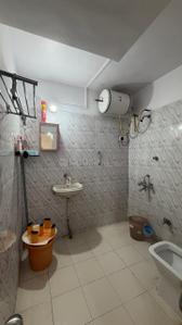 Bathroom Image of 1350 Sq.ft 3 BHK Apartment / Flat for rent in Katraj Pune for Rs. 35000