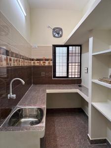 Kitchen Image of 820 Sq.ft 1 BHK Builder Floor for rent in Kosapet Vellore for Rs. 8000