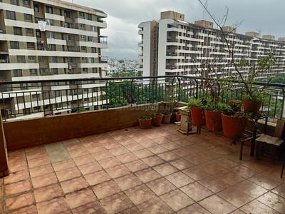 Balcony Image of 1400 Sq.ft 3 BHK Apartment / Flat for rent in Kalpataru Estate Building 8, Pimple Gurav Pune for Rs. 35000