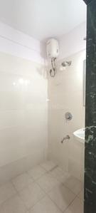 Bathroom Image of 550 Sq.ft 1 RK Apartment / Flat for sale in Shree N M Joshi Building No 4 Annex, Mulund East Mumbai for Rs. 8200000