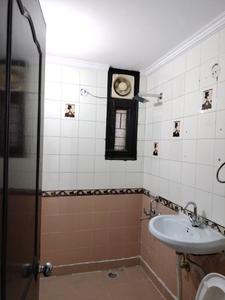 Common Bathroom Image of 1800 Sq.ft 3 BHK Apartment / Flat for sale in Sector 7 Dwarka New Delhi for Rs. 28500000