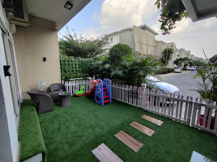 2452 Sqft 4 BHK Villa for sale in Paramount Golfforeste Villas