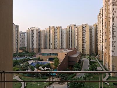 Bedroom Three Image of 1410 Sq.ft 3 BHK Apartment / Flat for sale in Paras Tierea, Sector 137 Noida for Rs. 13000000
