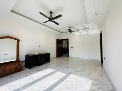 Hall Image of 4500 Sq.ft 5 BHK Farm House for sale in Sainik Farm New Delhi for Rs. 75000000