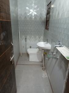 Image of 1300 Sq.ft 4 BHK Builder Floor for rent in Dilshad Garden, New Delhi for Rs. 36000