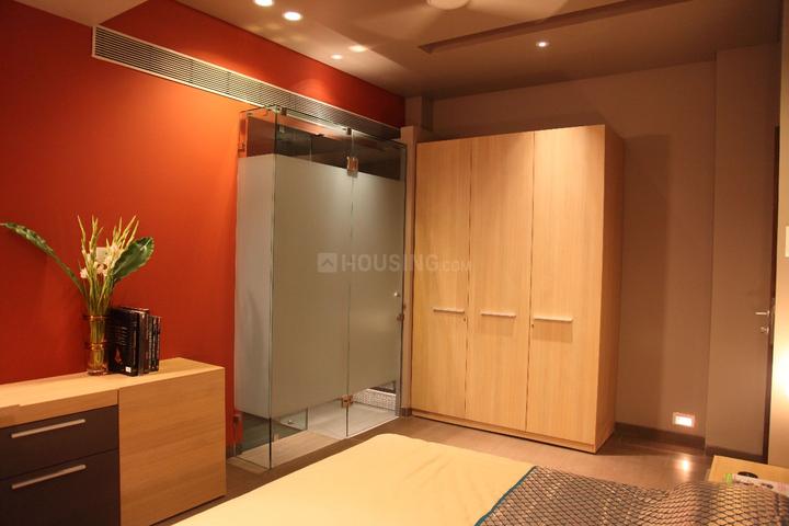 IMPW APARTMENT 4 Bedroom 1