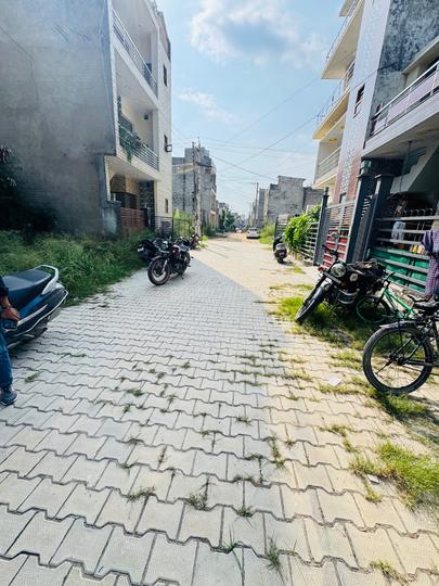 G T B Nagar Main Image 1