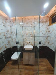 Bathroom Image of 1300 Sq.ft 3 BHK Builder Floor for sale in Patthri Bagh Dehradun for Rs. 8500000