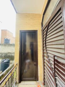 Balcony Image of 360 Sq.ft 1 RK Builder Floor for rent in Dwarka Mor New Delhi for Rs. 13000