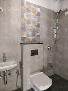Common Bathroom Image of 1061 Sq.ft 2 BHK Apartment / Flat for sale in Disha Elysium, Andheri West Mumbai for Rs. 33900000