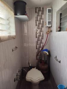 Bathroom Image of 550 Sq.ft 2 BHK Apartment / Flat for sale in Kalva Chok Junagadh for Rs. 1700000