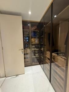 Bedroom Image of 6300 Sq.ft 7 BHK Duplex for sale in Punjabi Bagh New Delhi for Rs. 185000000