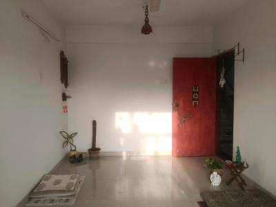 Living Room Image of 525 Sq.ft 1 BHK Apartment / Flat for sale in Lokhandwala Green Hills CHS, Kandivali East Mumbai for Rs. 12000000