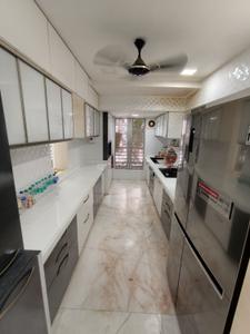 Image of 2400 Sq.ft 3 BHK Apartment / Flat for sale in Chandak Breezy Corner, Kandivali West, Mumbai for Rs. 42400000