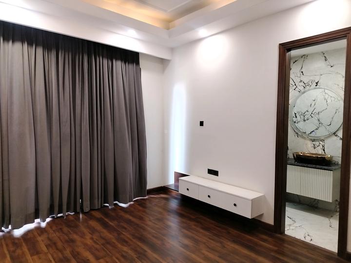 DLF Phase 3 Property Details Video 1