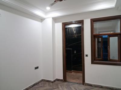 Bedroom Image of 1250 Sq.ft 3 BHK Apartment / Flat for sale in JMD Siddhi Vinayak, Sector 73 Noida for Rs. 6500000