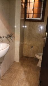 Bathroom Image of 3400 Sq.ft 5 BHK Apartment / Flat for sale in Shagun Vatika Apartments, Butler Colony Lucknow for Rs. 35000000