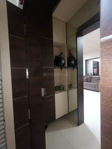 Kitchen Image of 1600 Sq.ft 3 BHK Apartment / Flat for rent in Shivaji Nagar Pune for Rs. 80000